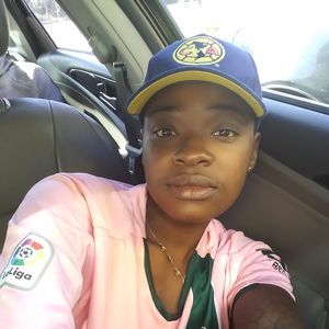 Meet your Posher, Alicia